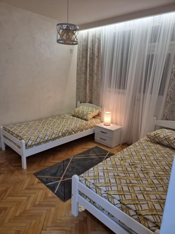 Clock Tower Lux Apartment Подгорица Экстерьер фото